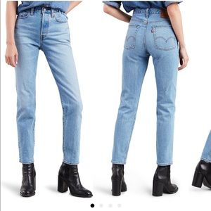 Levi’s Wedgie Icon Fit High Waist Ankle Jeans